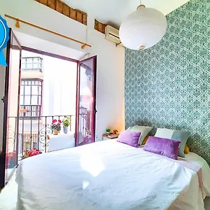 Lovely Center - Sunny Balcony Alfalf Sevilla