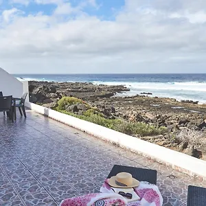 https://casa-mar-adentro.in-canary-islands.com