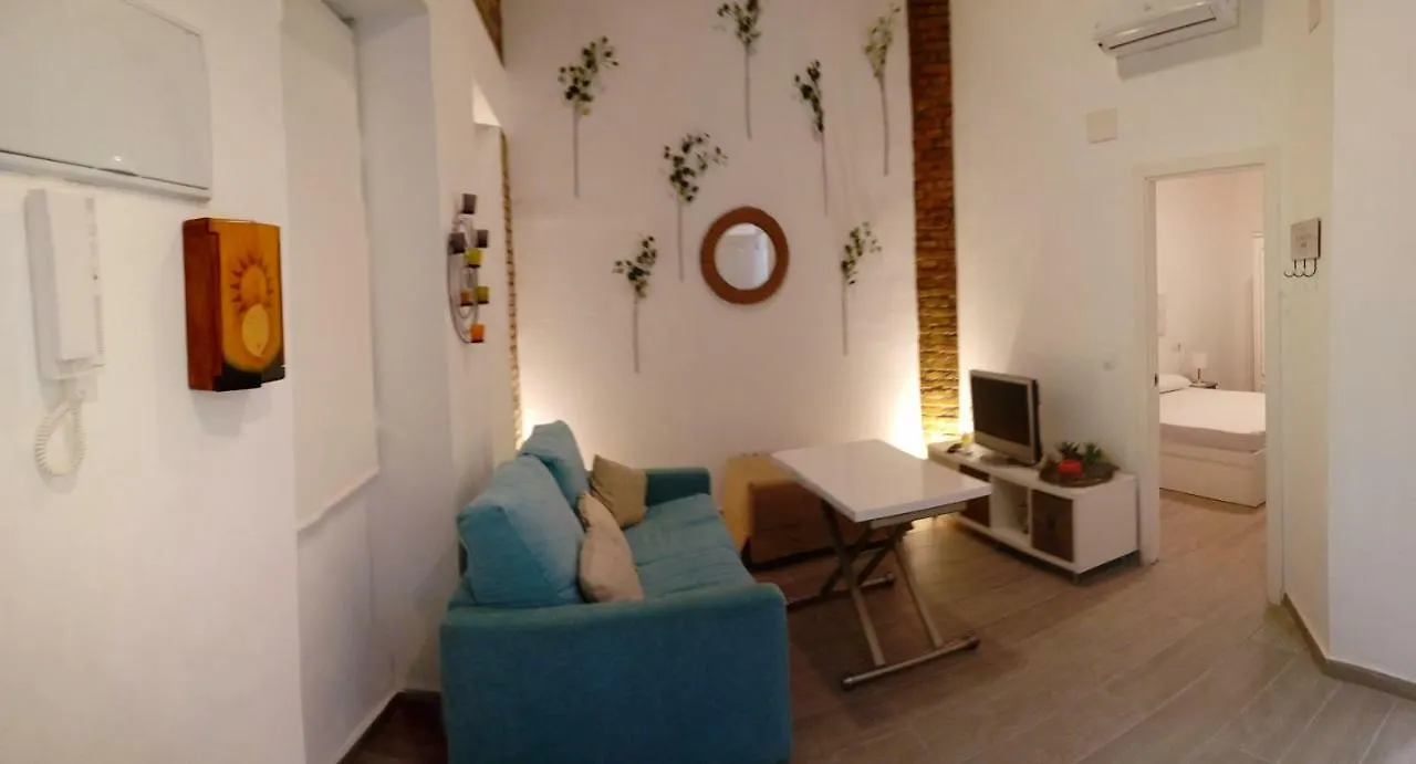 Acogedor Apartamento En Triana Sevilla 0*,